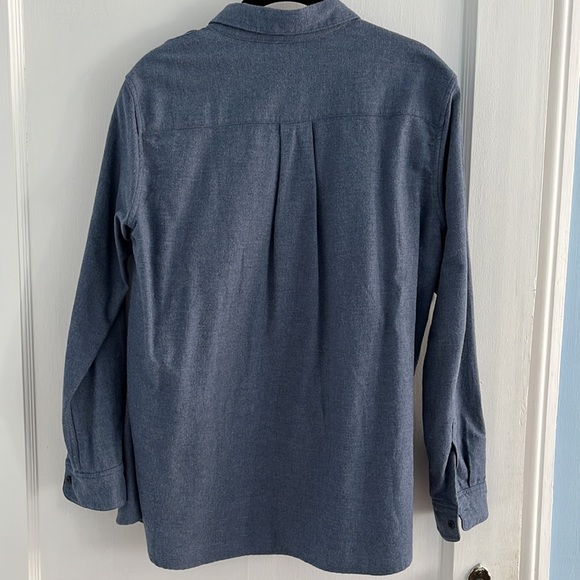 Uniqlo flannel shirt - cozy! - Picture 4 of 6